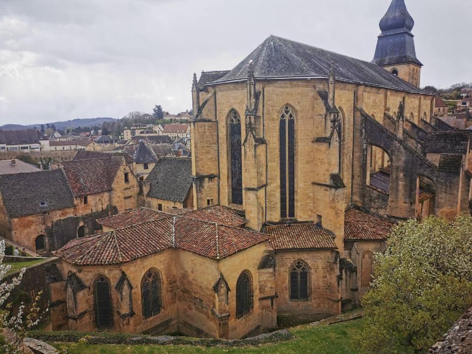 Apartmán Loft Montaigne Cite Medievale Sarlat Exteriér fotografie